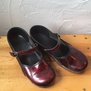 Mary-Jane style danskos